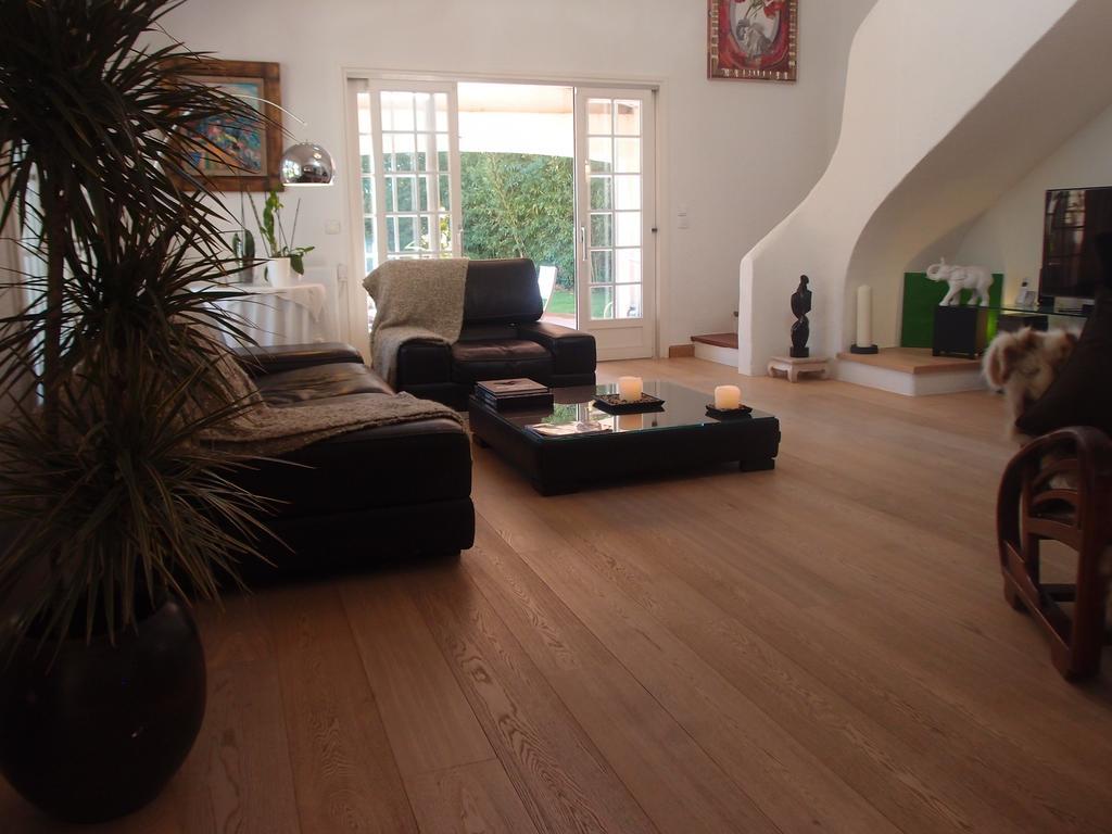 Sainte Colombe Villa *